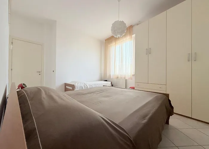 Se220 - Senigallia, Pratico Bilocale Comodo Al Mare